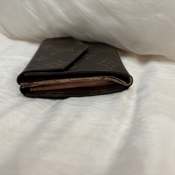 Louis Vuitton Monogram wallet - Picture 3 of 7